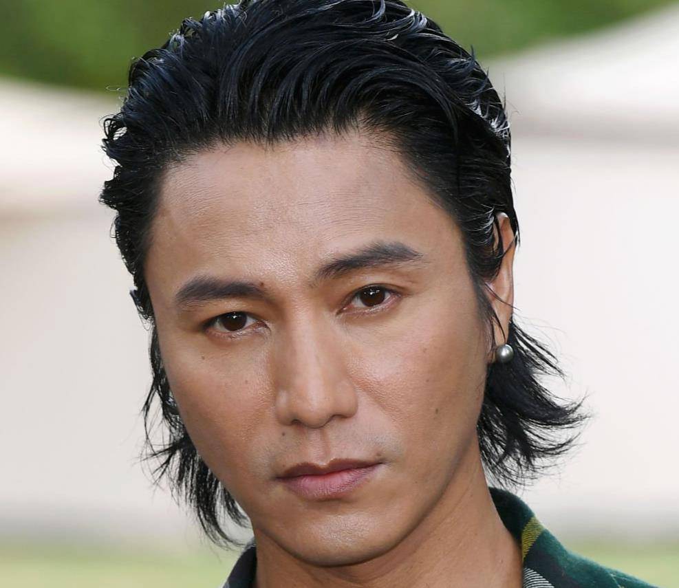 伦敦时装周:全智贤好美,斯坦森霸气,陈坤脸怪,儿子越长越像他