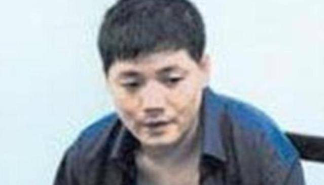 段国诚是湖北岳阳人,生于一个老实人家庭.