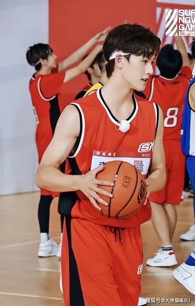 个个有颜有实力,甩绝望文盲几条街_张新成_表演_成绩