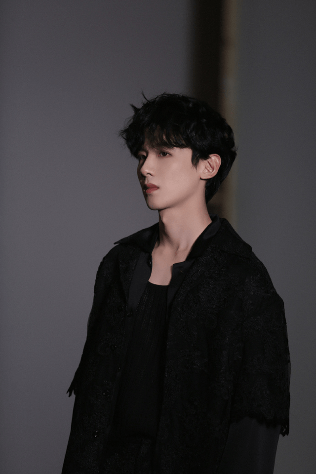 白敬亭嫖娼被抓进看守所,工作室发文澄清:因拍戏在看守所取景_李易峰