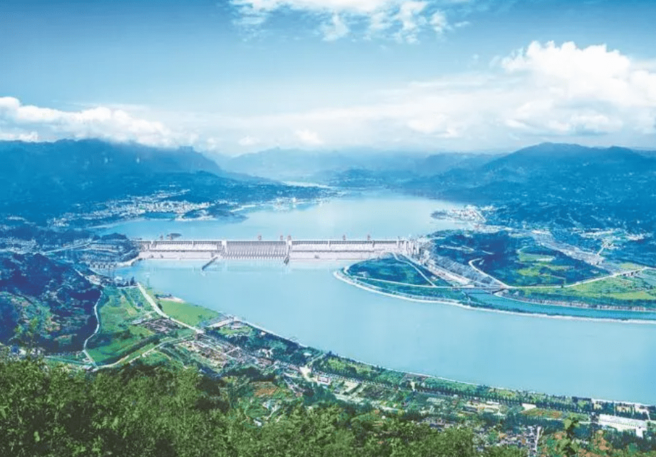 喜马拉雅山脉的隆起,让长江开始接近如今的面貌,长江宜昌以上的区域