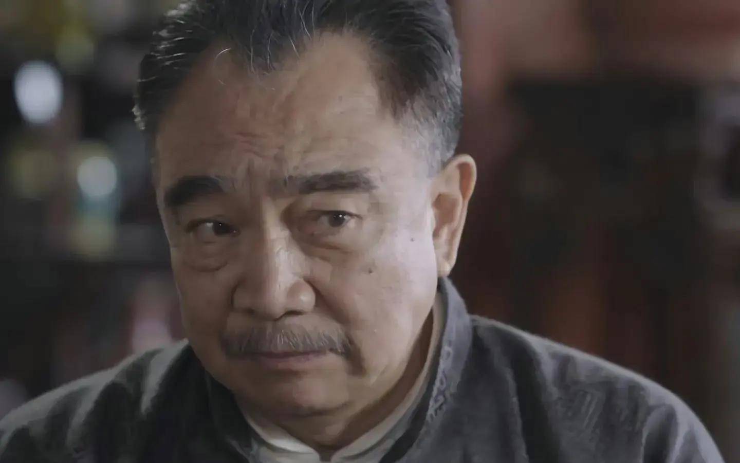 演员鲍国安:娶初恋为妻,婚后生两子,追求平淡生活_妻子_父亲_老伴