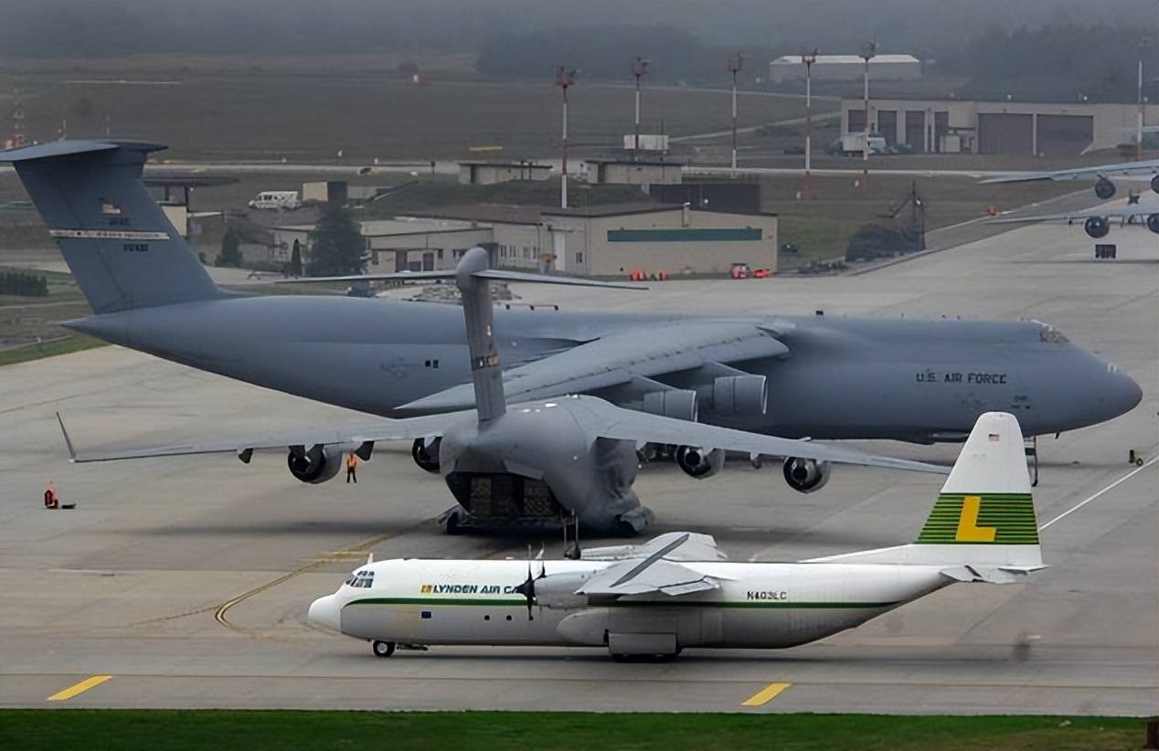 运20b运输机全面升级,最大运载能力,到底提高了多少倍?