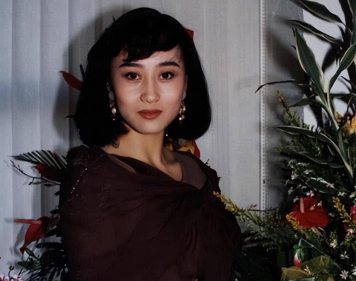嫁给李连杰的利智真的幸福吗?