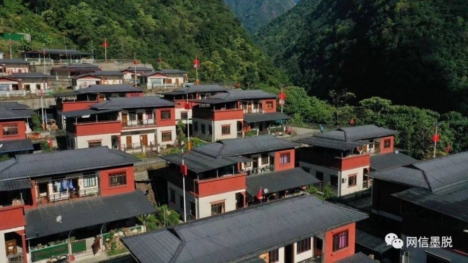 遇道墨脱 巴登村蝶变_门巴族_新村_竹编