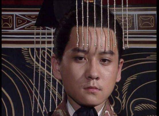 尔朱英娥的第三任丈夫是北齐的实际开创者高欢,新兴的军阀高欢击败了