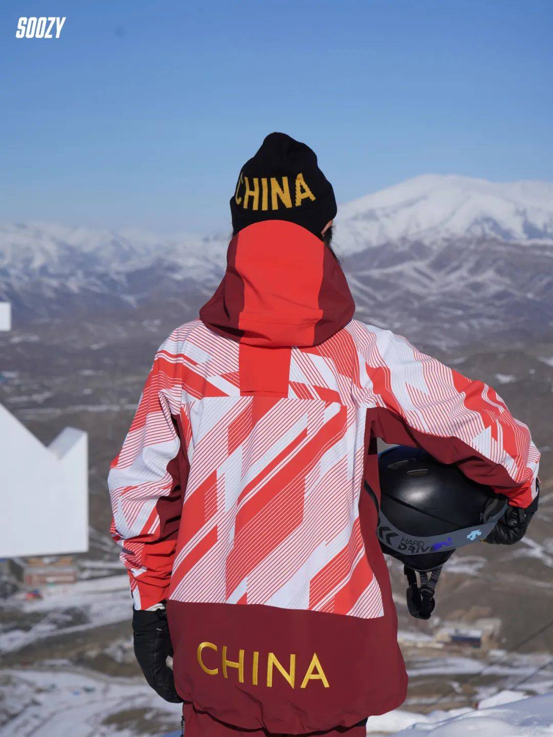 迪桑特打造「国家队灵感系列」滑雪服