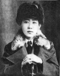 男裝麗人川島芳子,情路坎坷,愛過也辜負過_山家亨_養父_日本