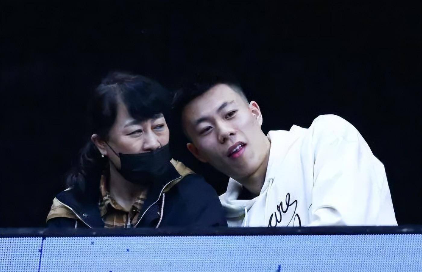 王芳被取代,中国篮协高层巨变,冠军梦碎?