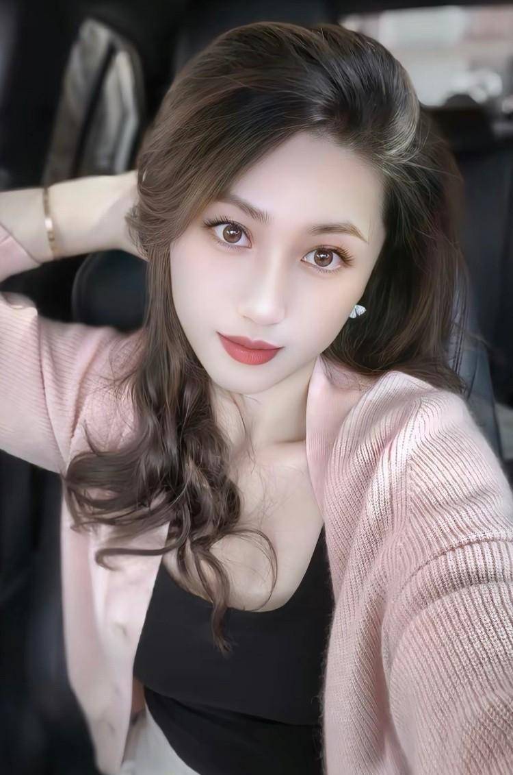 妩媚动人!欣赏精致少妇的精致外貌与自信气质_魅力_外表_细节