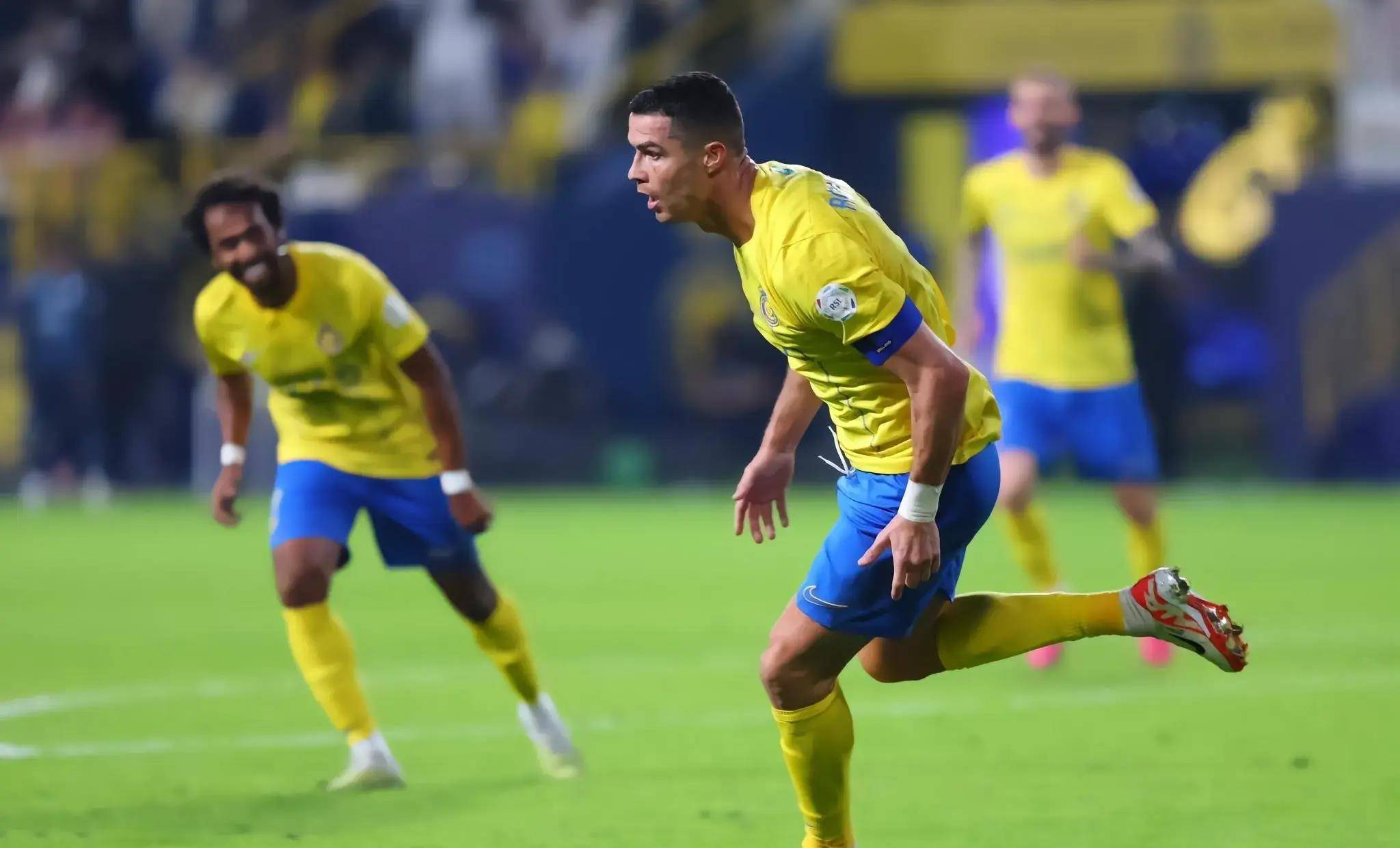 沙特联最新战报:c罗两球,利雅得3:0,豪取5连胜,吉达联合1:1平_比赛