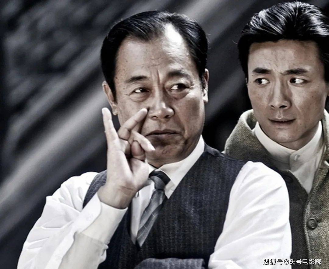 《潜伏》男演员们15年后重聚!
