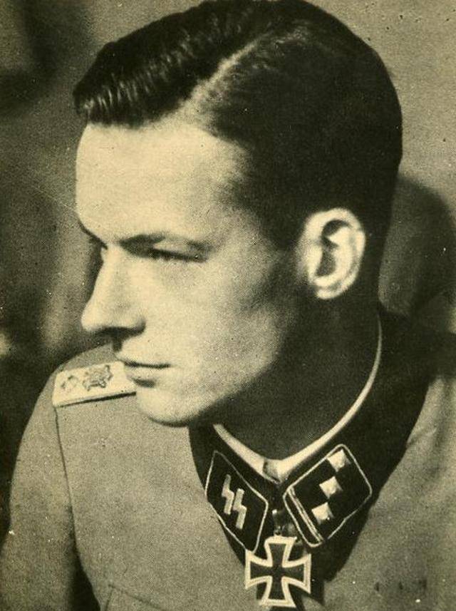 德国这个国家出产大量金发碧眼的帅哥,二战期间的德军颜值极高