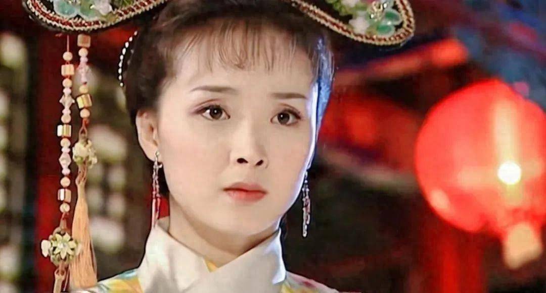 49岁"晴格格"王艳惨状曝光:15亿豪宅没了,贵妇人设崩了_生活_演技