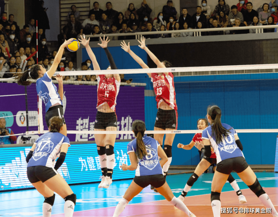 唐欣吴梦洁效率低,接应出彩_进攻_上海_江苏女排