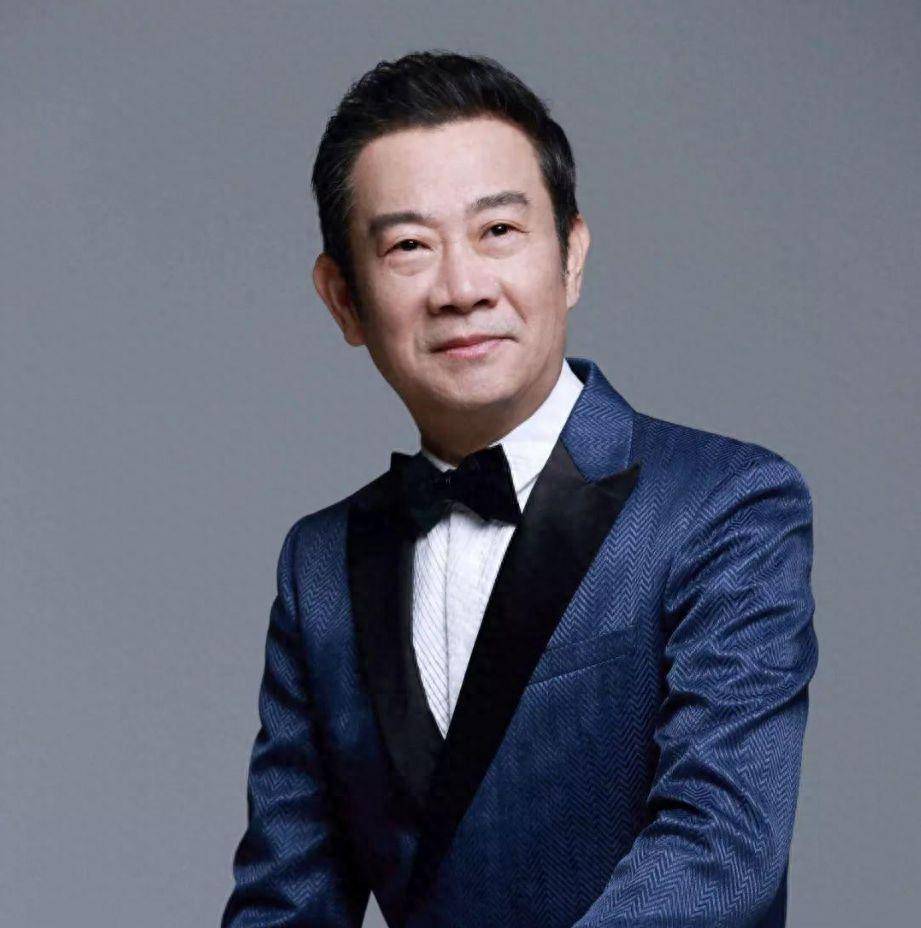 央视主持人赵保乐:冯巩和倪萍是他的贵人,娶平凡妻子恩爱一生_相声