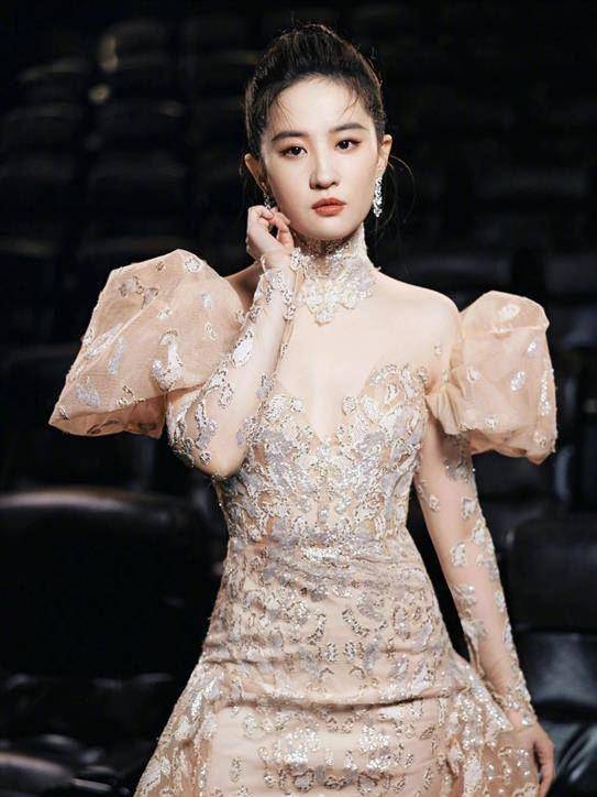 赵丽颖的毛孔,宋轶的黑头,没了滤镜这些女星彻底"暴露"了_皮肤_照片