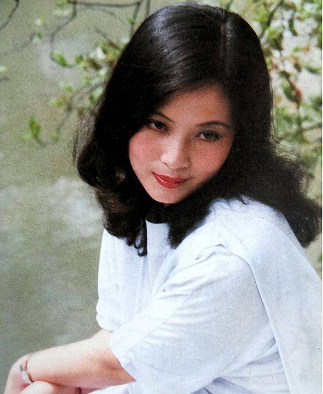 演员傅丽莉:我这辈子最遗憾的事情,就是没给丈夫生下一儿半女_付丽丽