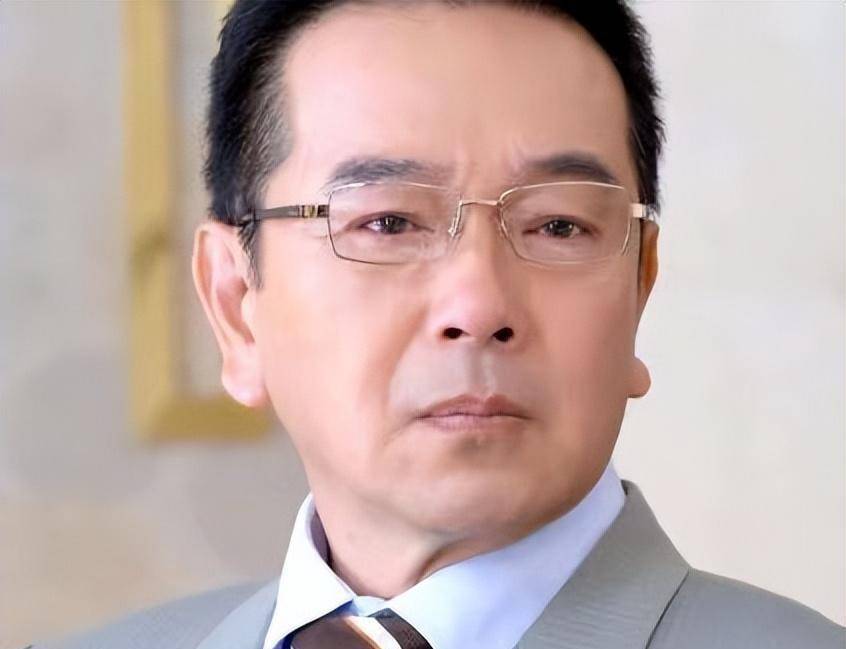 对于七十多岁的张晨光来说,他在娱乐圈奋斗了几十年,留下了许多令人