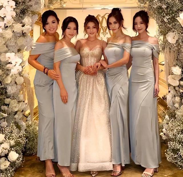 香港名媛大婚!何超盈暴瘦四个码当伴娘,身姿妙曼美回颜值巅峰