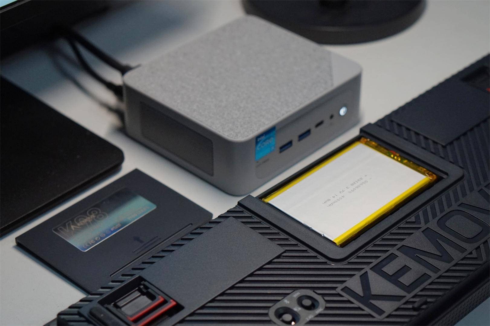 国产没有好键盘?深入使用KEMOVE K98后，我说说感受