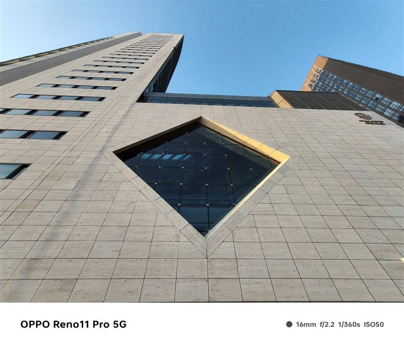 同价位唯一标配人像镜头 拍出单反级质感人像如此轻松！OPPO Reno11 Pro评测(图23)