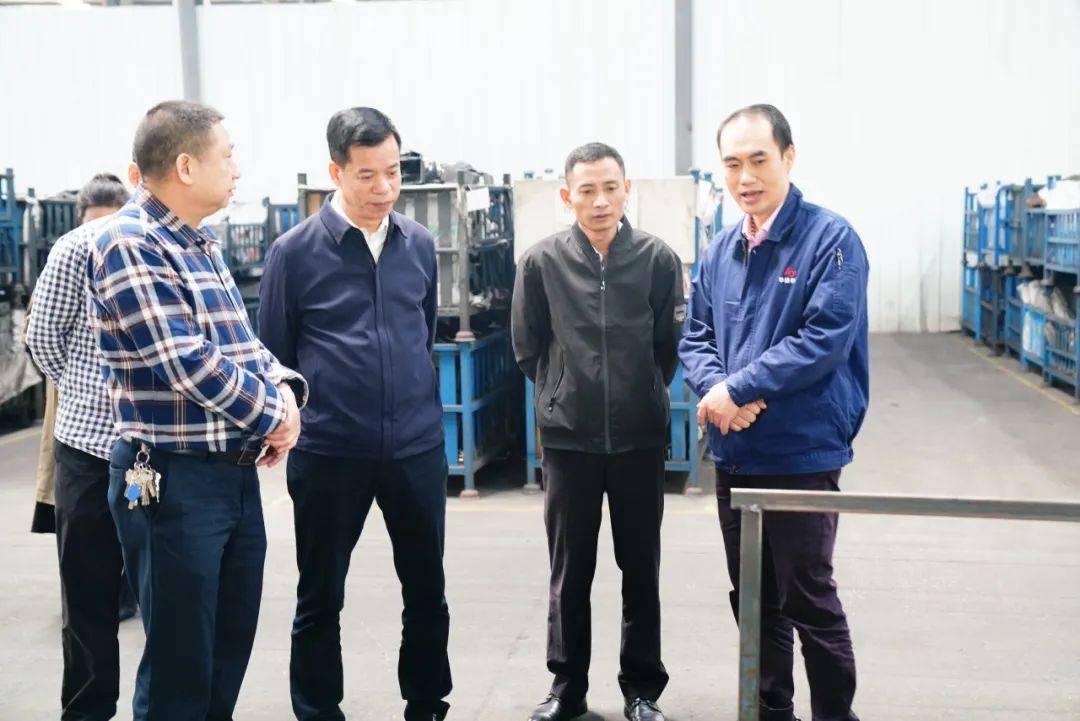 进车间,看生产,问需求,何培俊调研阳和工业新区企业_发展_柳州_产品