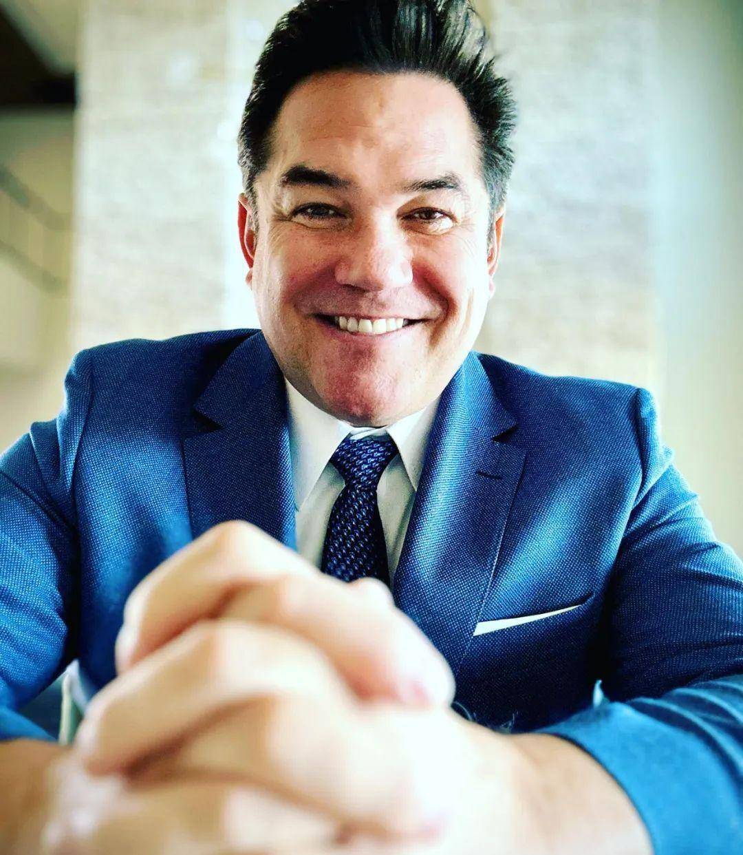 他巅峰期退圈当单身爸爸,独自养育孩子_迪恩·凯恩_儿子_父亲