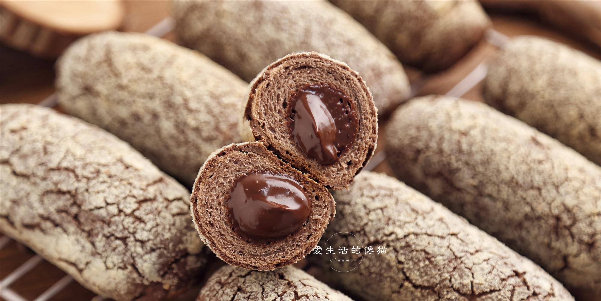 圣诞巧克力树皮面包,酥香柔软,口口回香_黄油_做法_的材料