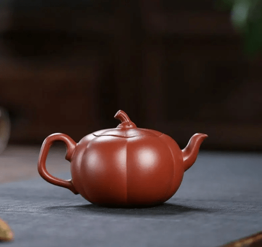 与瓷茶壶相比紫砂壶泡茶好在哪里？ 