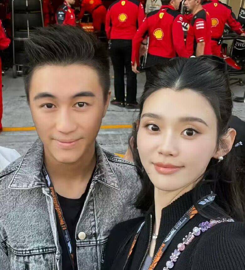 何猷君奚梦瑶孩子正脸曝光!4岁儿子像爸,女儿像妈,合照温馨!