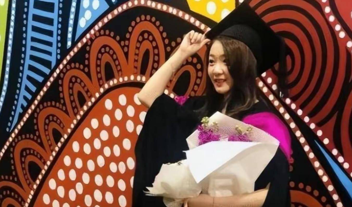 演员齐如意:7岁出道12岁走红,巅峰时出国留学,如今却无戏可拍_孩子