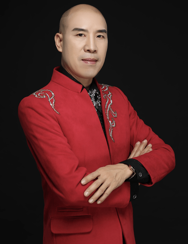 海波:国家一级演员,省级非物质文化遗产曲剧海派传承人.