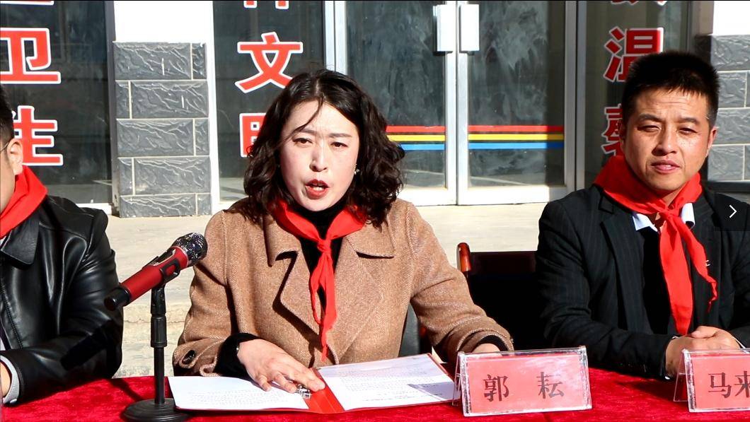 "青暖衣冬"关爱捐赠活动在麻武学校举行_爱心_平凉市_工贸