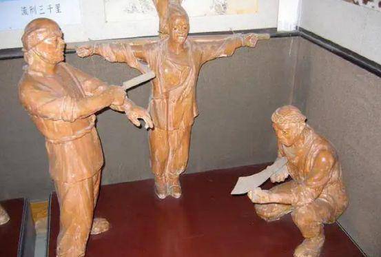 可事实上,早在清朝以前,这类酷刑就已经存在于相关的朝代之中,只不过