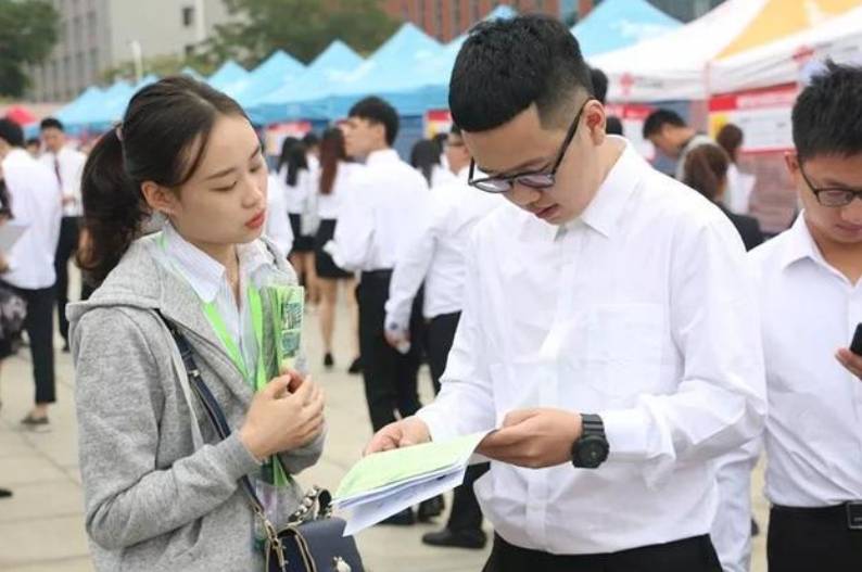 国内"臭名远扬"的野鸡大学,毕业证形同废纸,2024届考生要留心_家长