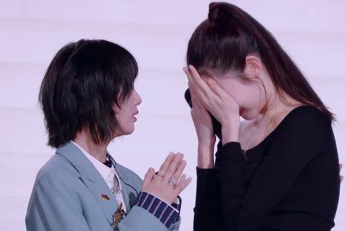 黄子韬发飙说哭张艺凡,宋茜为圆场脱口而出一句话,情商可真高_表演