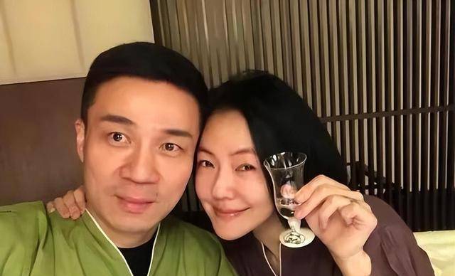 小s获老公准备大餐,直面回应许雅钧争议:彼此相爱信任最重要_许亚军