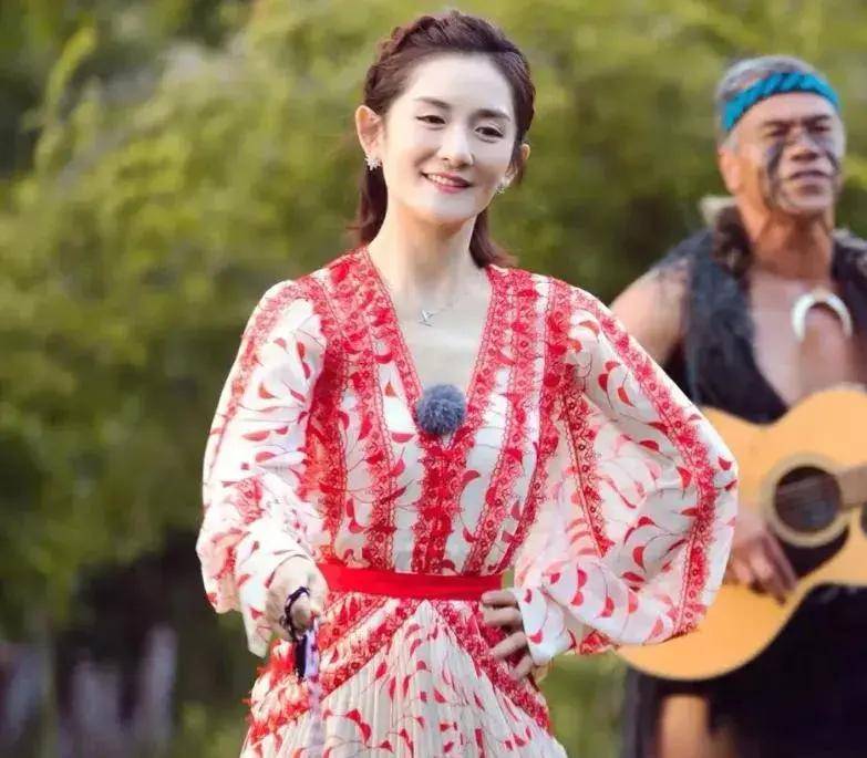 谢娜产后抑郁,自曝生完二胎之后得了产后抑郁,状态一度非常差.