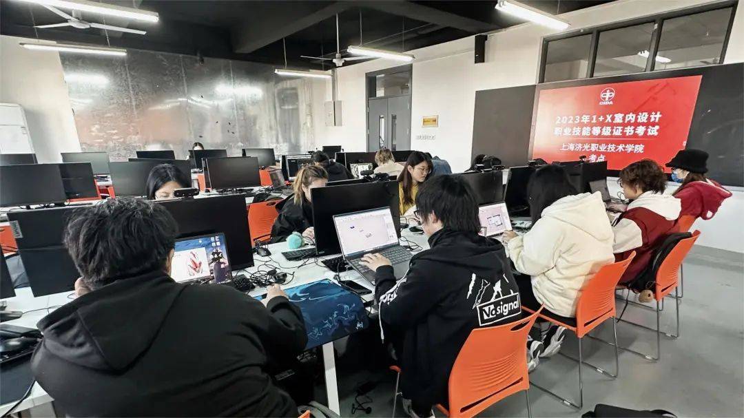 (11月26日)乌鲁木齐职业大学 (11月26日)沧州幼儿师范高等专科学校