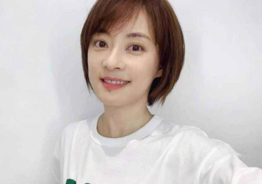 孙俪出席活动生图被曝后,遭吐槽又老又丑,孙俪随后分享打拳画面_网友