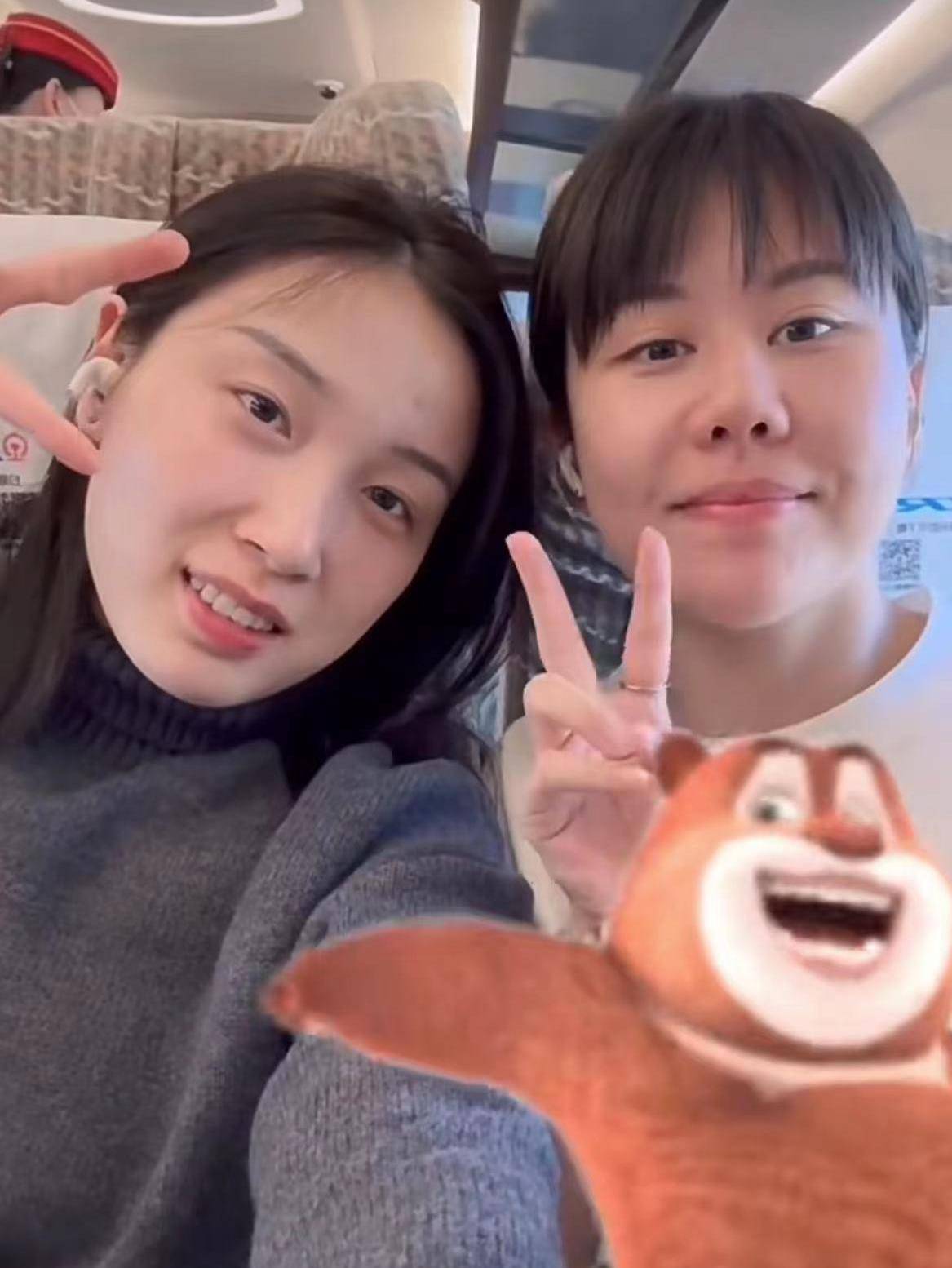 但令我们遗憾的是,孙颖莎并没有出现在视频中.萨沙需要再次刻苦训练.