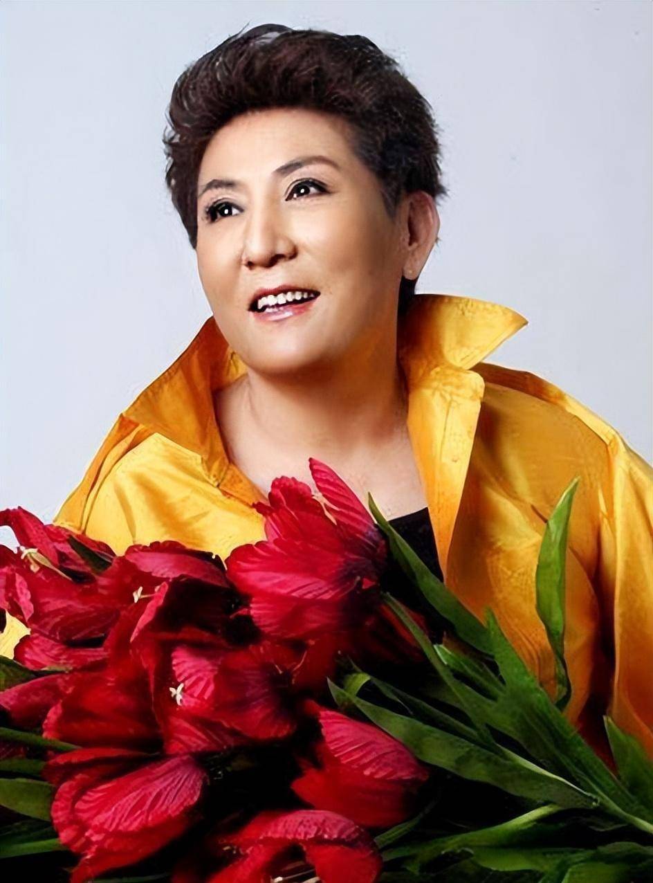 (德德玛)(德德玛和她的丈夫)三个月后,德德玛的病情有所好转,她和丈夫