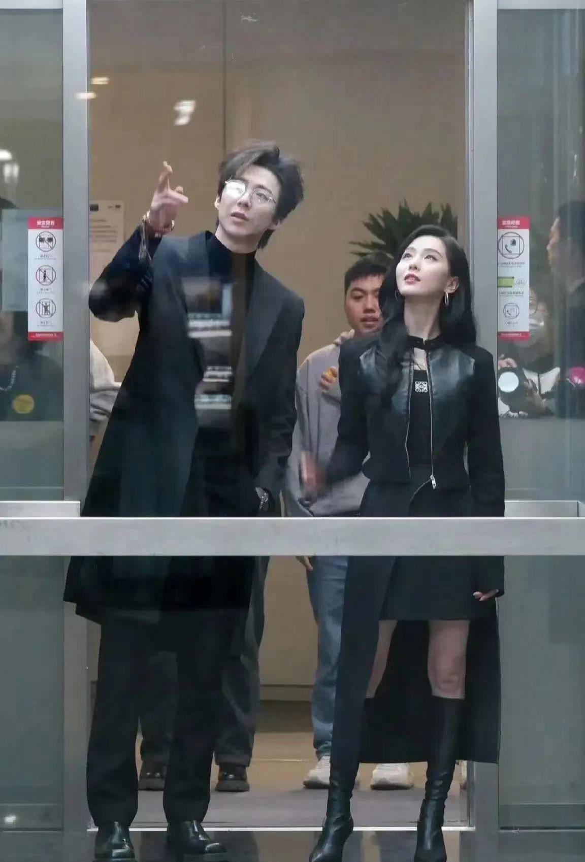 刘诗诗刘宇宁双a穿搭好帅,吻戏花絮曝光,《一念关山》是真爆了_电视剧