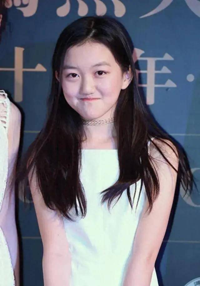 "李嫣:嘴唇恢复的奇迹与时尚新星的崛起"_气质_王菲_公众