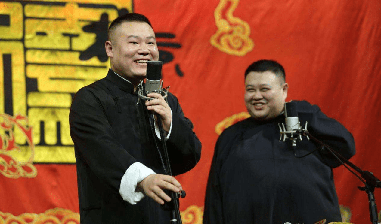 在岳云鹏情绪低落时,孔云龙看到了这一幕,顿时爆发出怒火,直接责备