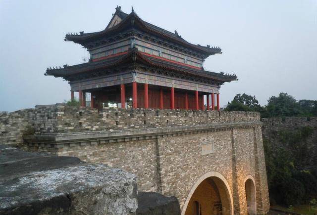 1853年,太平天国定都南京,改名为"天京",并以此为