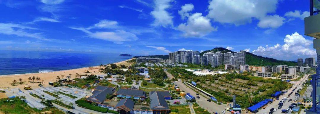 聚仁南海湾以居住,休闲,运动,娱乐,海滩假日于一体的大型高端度假生活