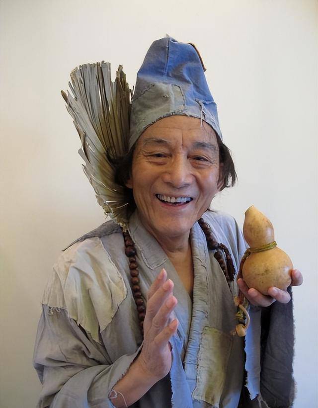 戏拍一半临时换角,强行换演员的三部剧,好多观众都没发现换人了_杨杰