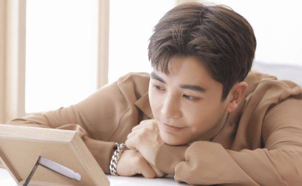 同时也能够了解一下演员的年龄,不知道大家对于孙坚这个男演员有着